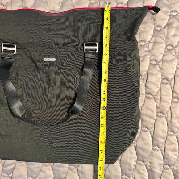 Baggallini Gray and Pink Weekender Expandable Carryall Overnight Tote Bag - Picture 7 of 14